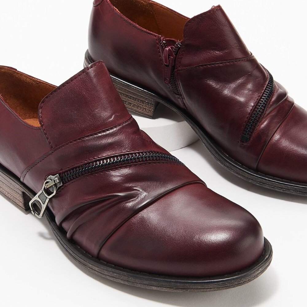 Miz Mooz black oxford shoes